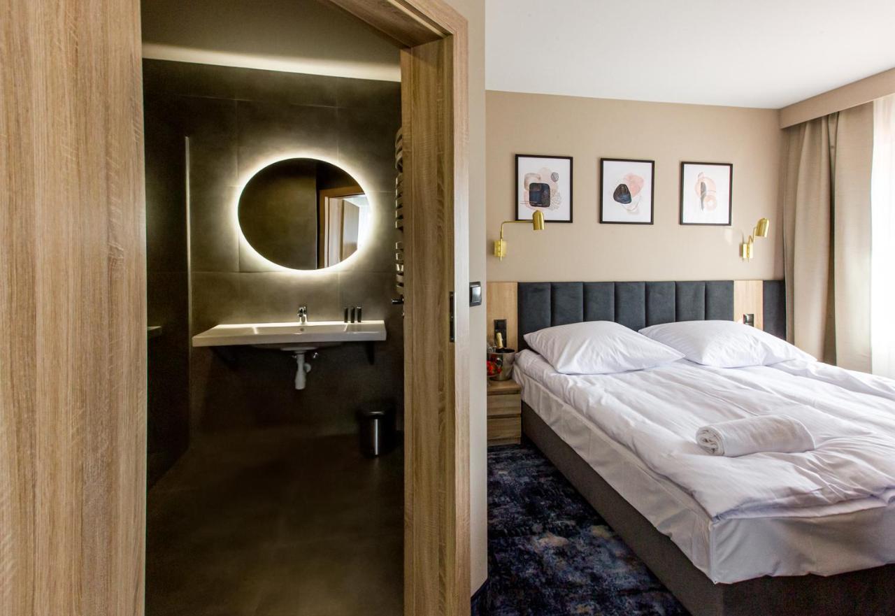 Hotel Zodiak Sucha  Εξωτερικό φωτογραφία