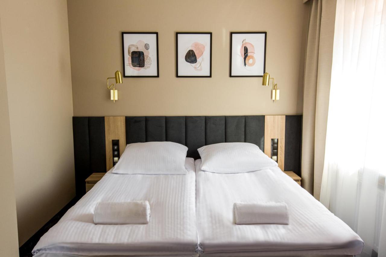 Hotel Zodiak Sucha  Εξωτερικό φωτογραφία