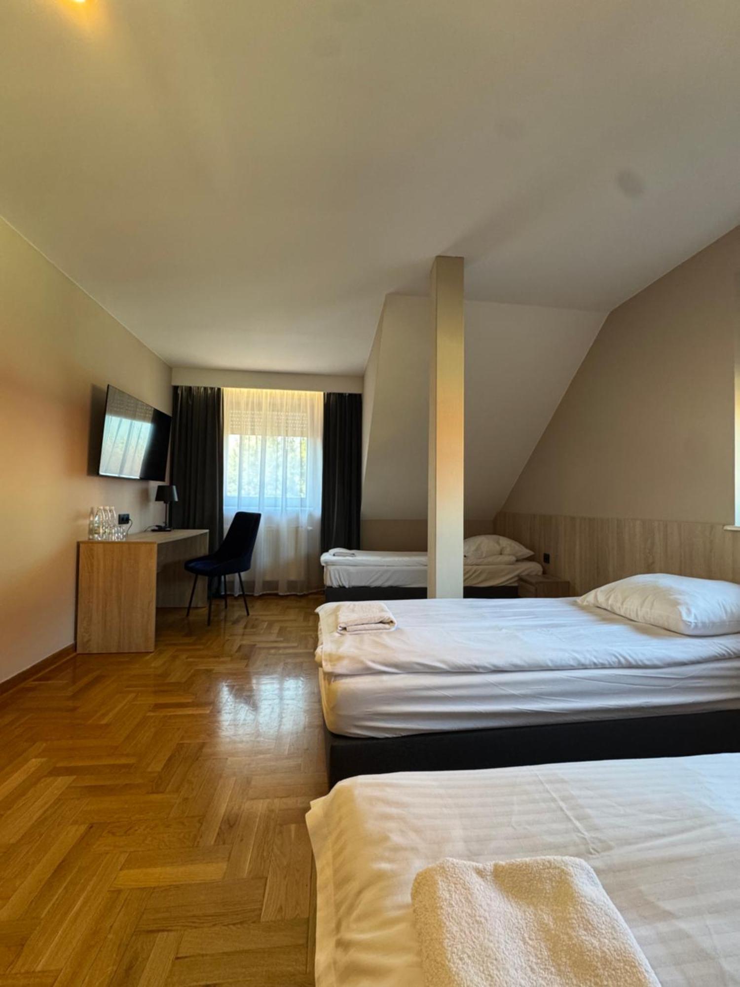 Hotel Zodiak Sucha  Εξωτερικό φωτογραφία