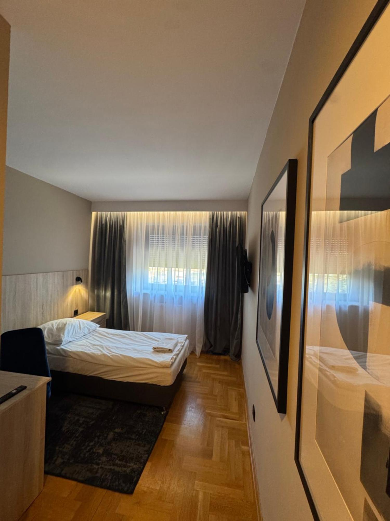 Hotel Zodiak Sucha  Εξωτερικό φωτογραφία